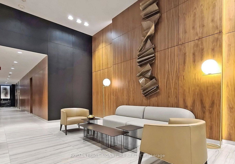 8-eglinton-avenue-e-toronto-toronto-ontario-c13648142