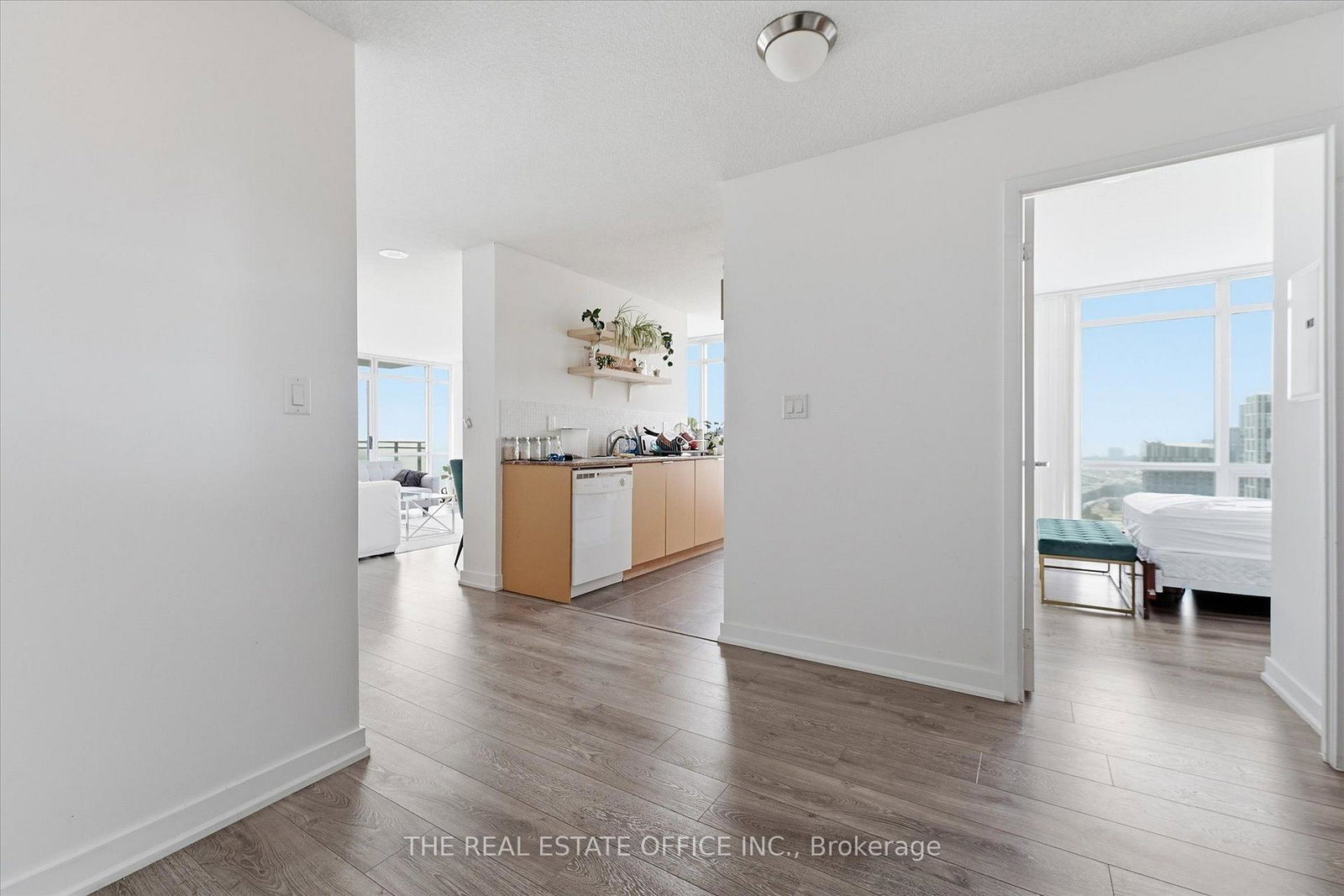 15-fort-york-boulevard-toronto-toronto-ontario-c13648272
