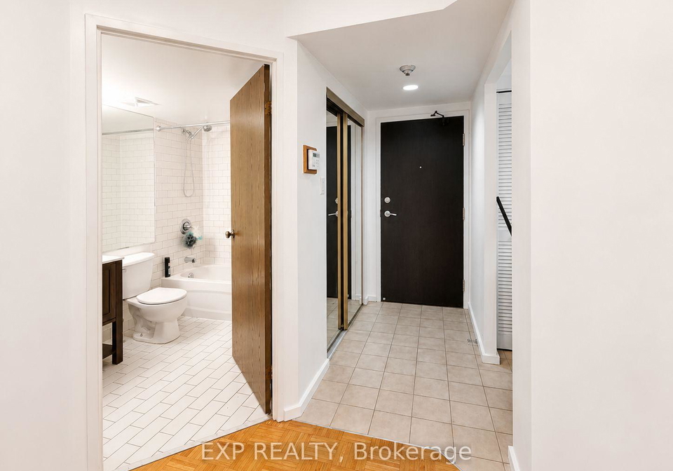15-maitland-place-toronto-toronto-ontario-c13648274