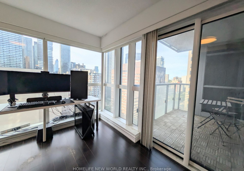 386-yonge-street-toronto-toronto-ontario-c13648372