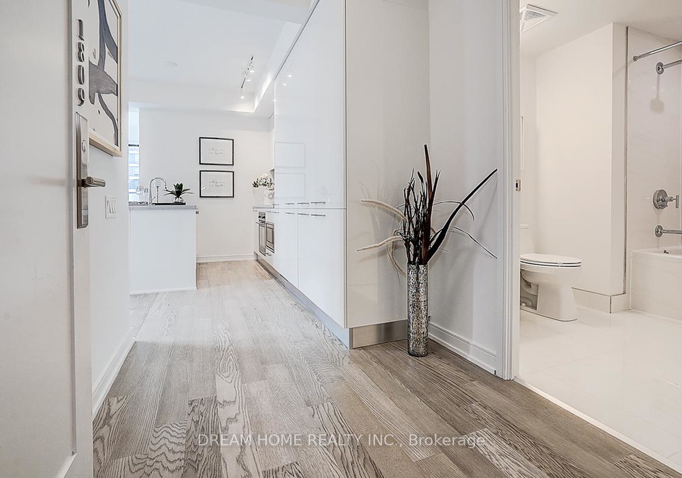 3-gloucester-street-toronto-toronto-ontario-c13648386