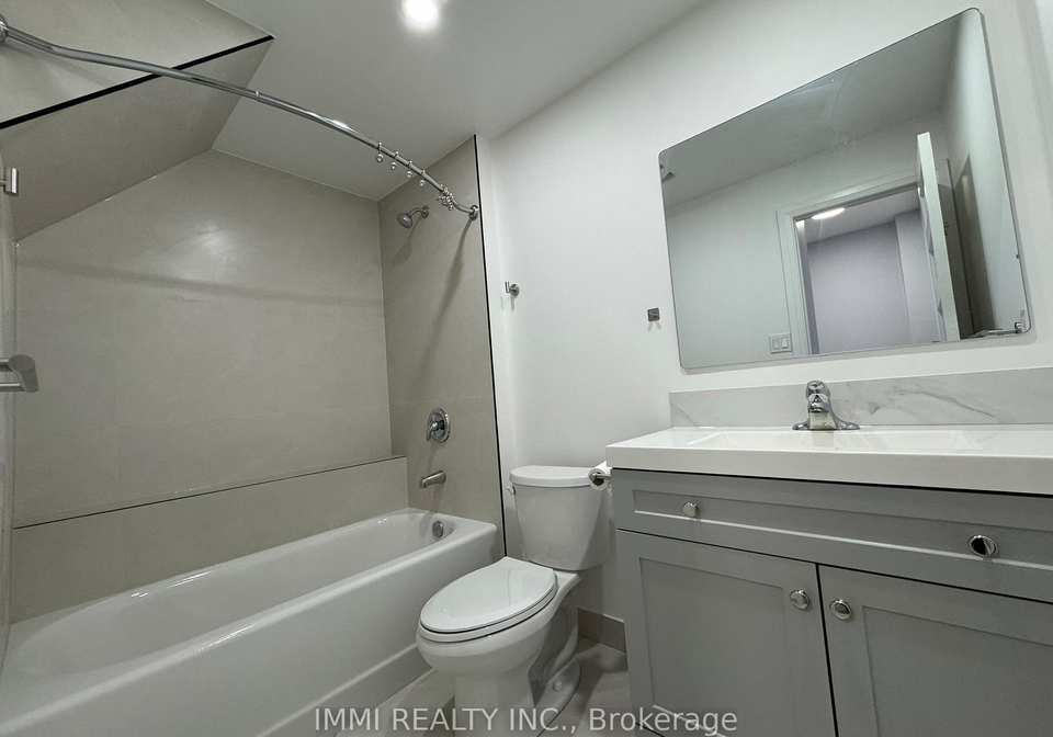 618-bathurst-street-toronto-toronto-ontario-c13648466