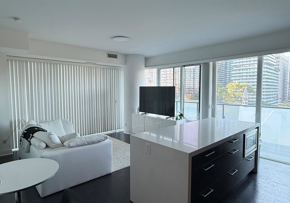 65-st-mary-street-toronto-toronto-ontario-c13648728