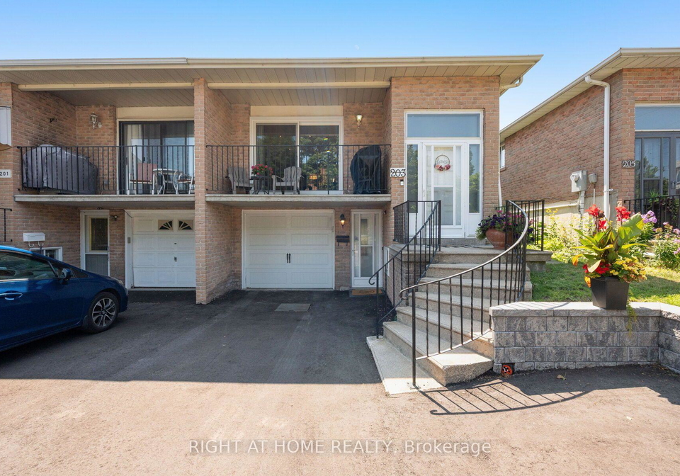 203-robert-hicks-drive-toronto-toronto-ontario-c13648850