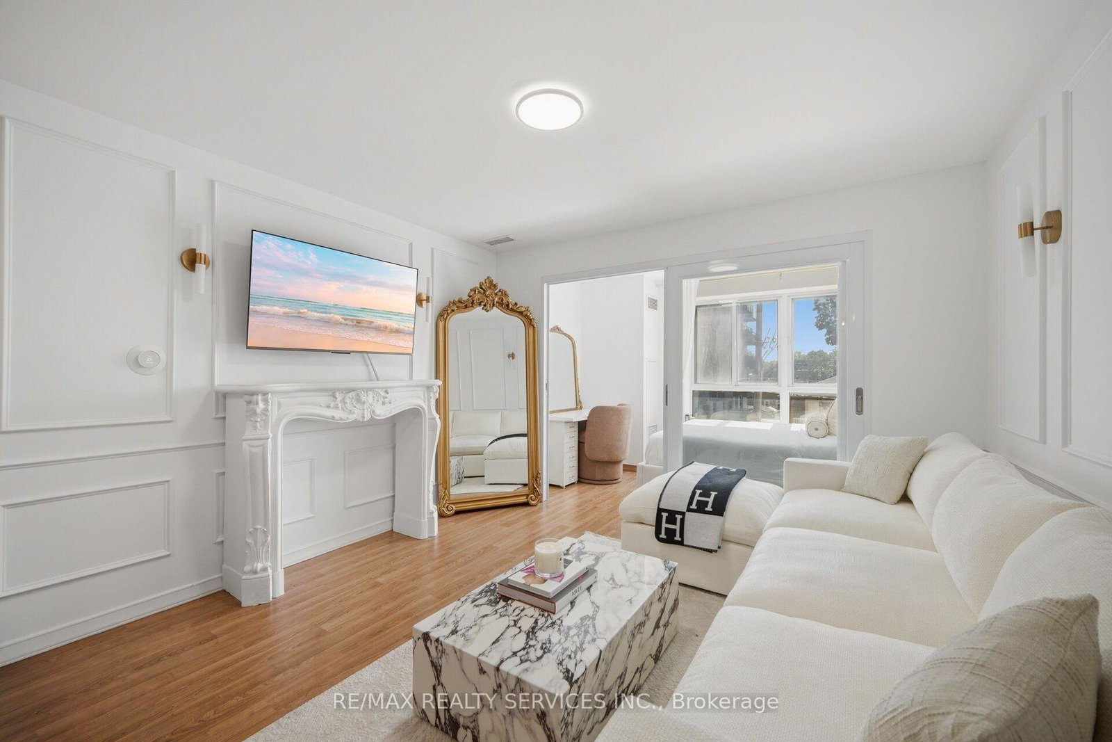 15-maplewood-avenue-toronto-toronto-ontario-c13649048