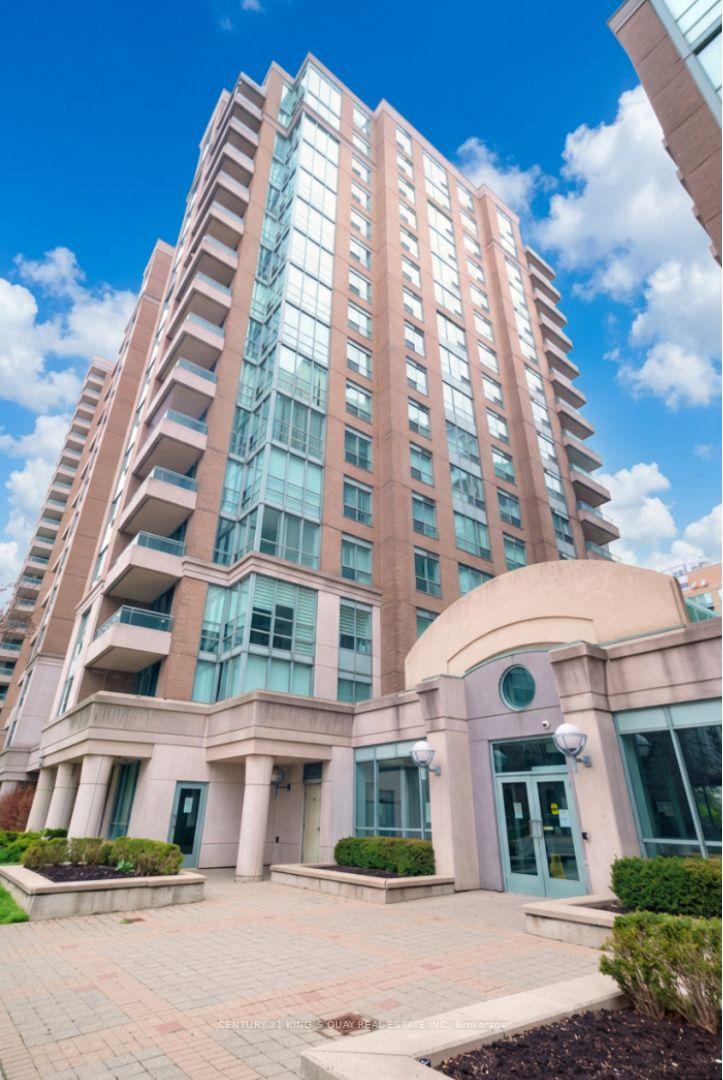 39-pemberton-avenue-toronto-north-york-ontario-c13649158