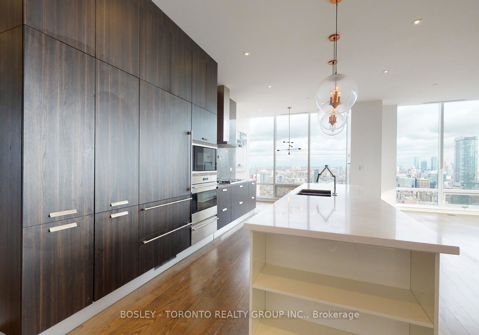 295-adelaide-street-w-toronto-toronto-ontario-c13649242