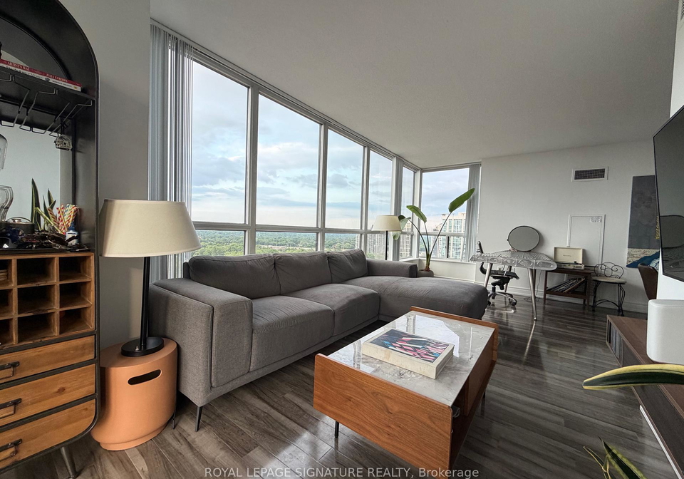 33-sheppard-avenue-e-toronto-north-york-ontario-c13649458