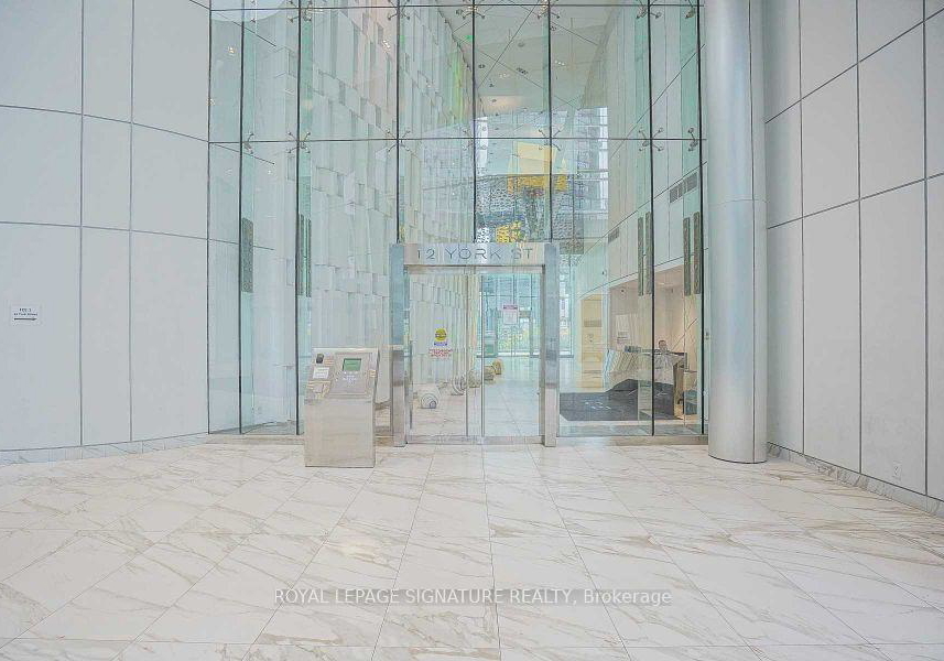 12-york-street-toronto-toronto-ontario-c13649500