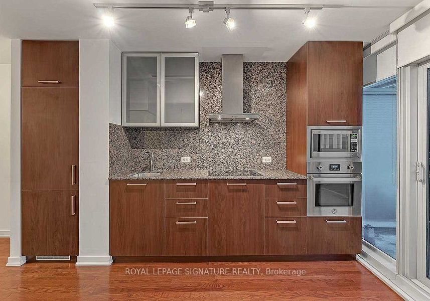 12-york-street-toronto-toronto-ontario-c13649500