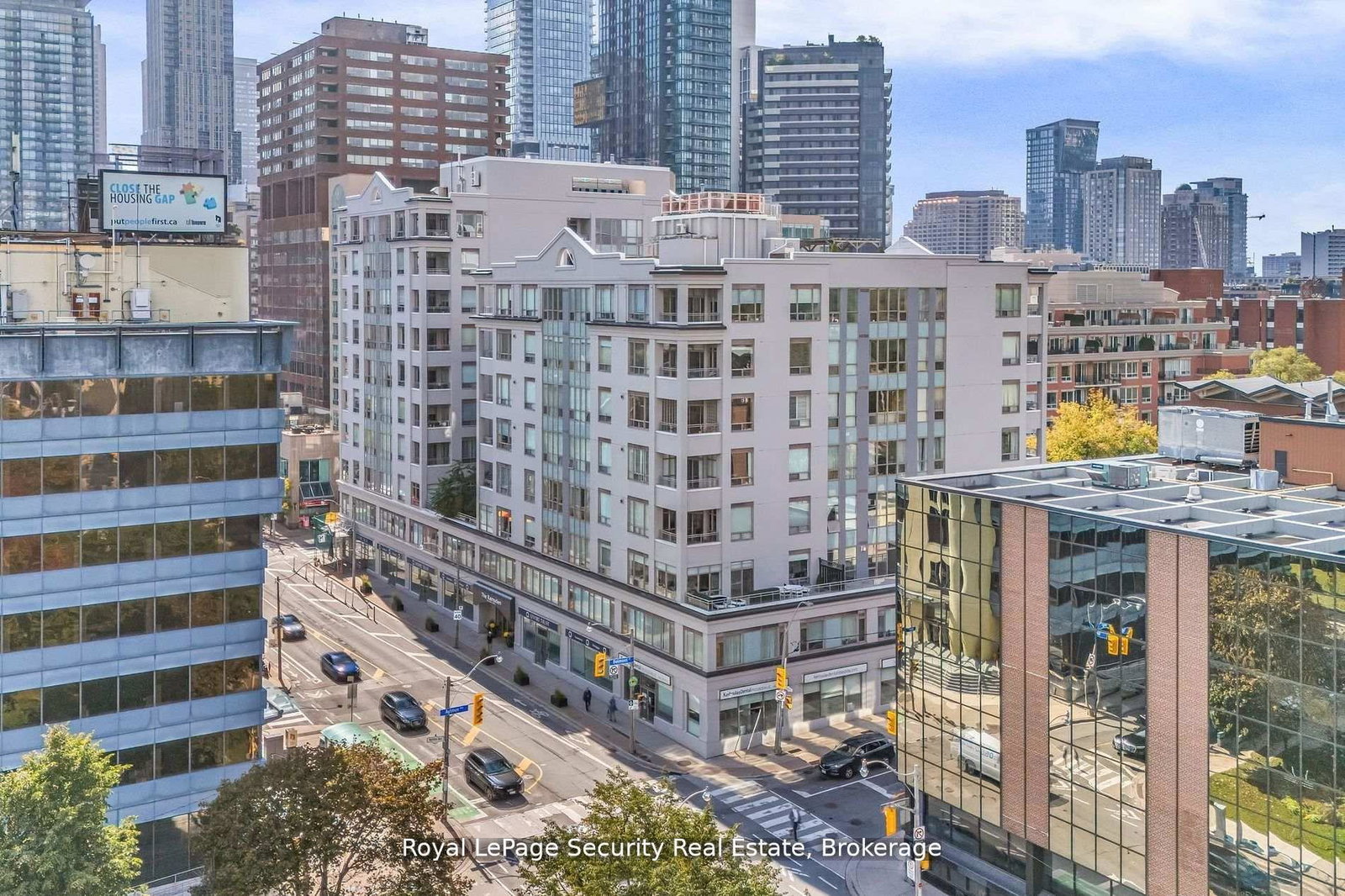 980-yonge-street-toronto-toronto-ontario-c13649544
