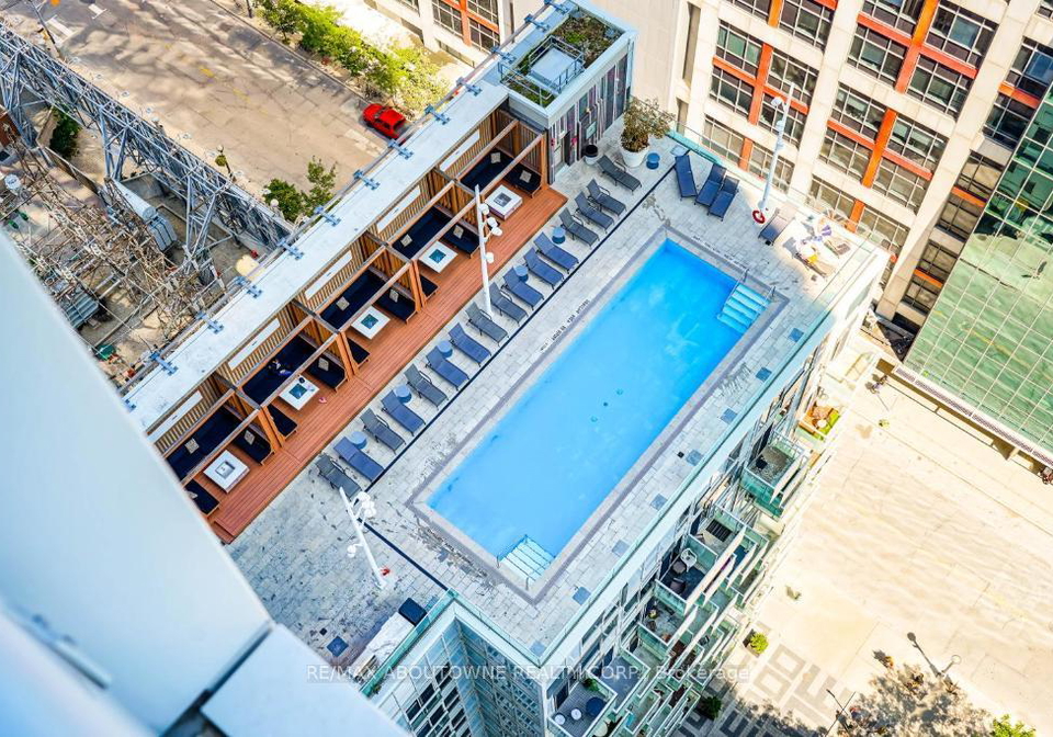 300-front-street-w-toronto-toronto-ontario-c13649686