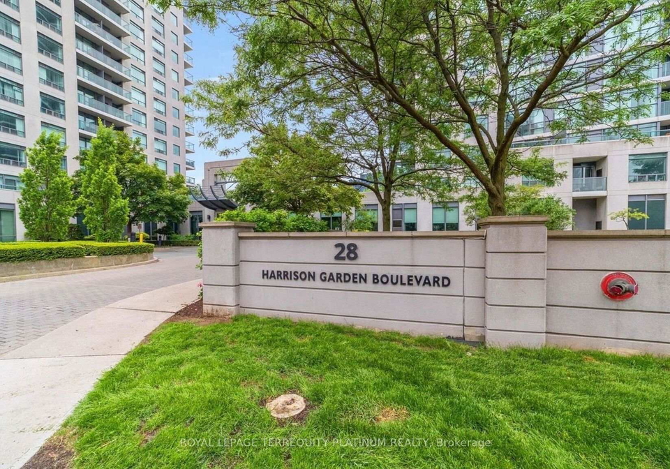 28-harrison-garden-boulevard-toronto-north-york-ontario-c13649830