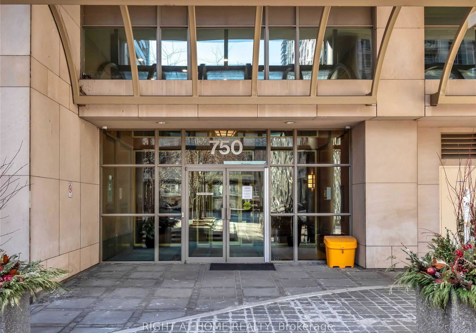 750-bay-street-toronto-toronto-ontario-c13649910