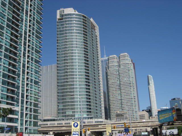 18-yonge-street-toronto-toronto-ontario-c13650202