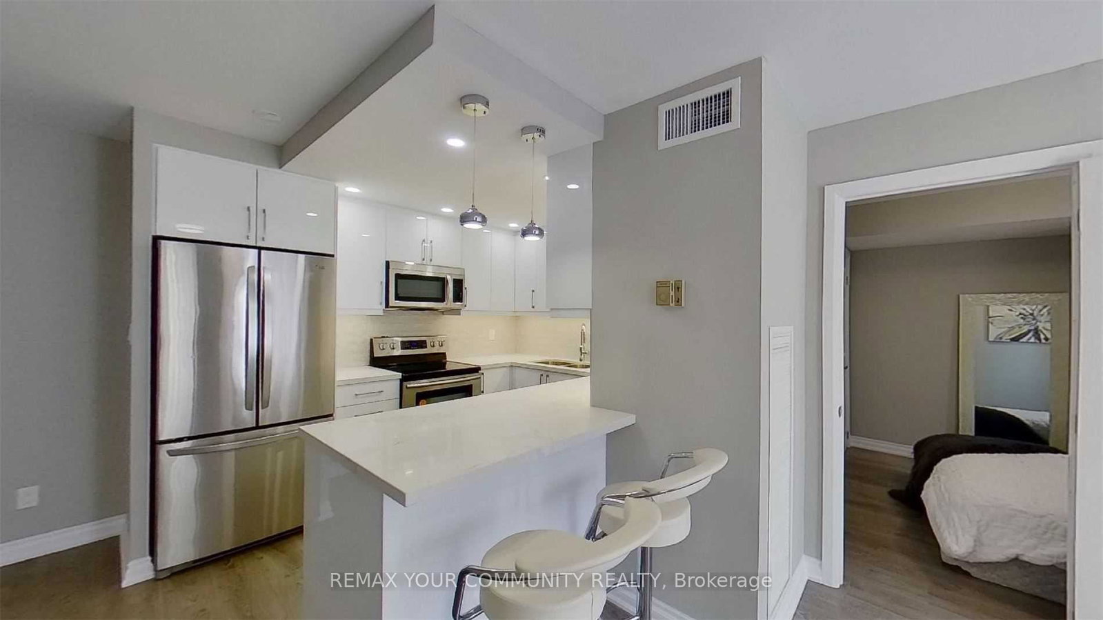 55-centre-avenue-toronto-toronto-ontario-c13650352