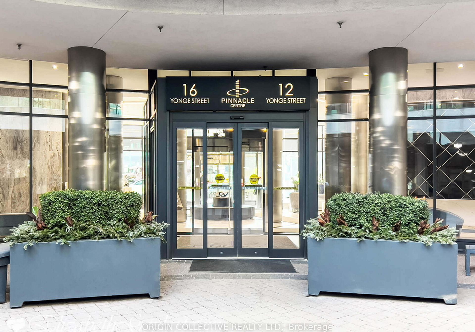 12-yonge-street-toronto-toronto-ontario-c13650412