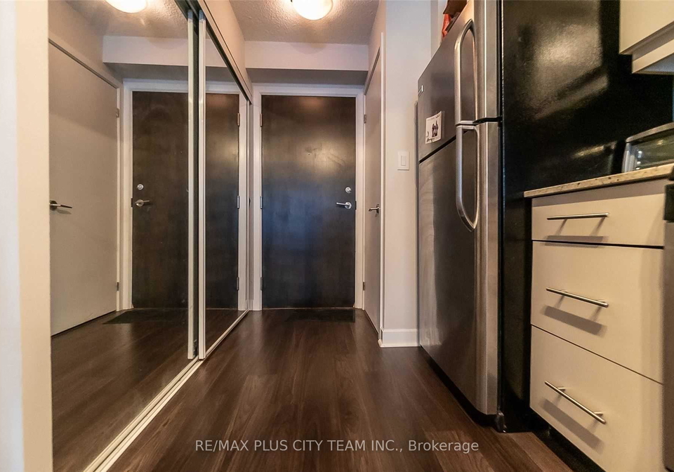 33-bay-street-toronto-toronto-ontario-c13650554