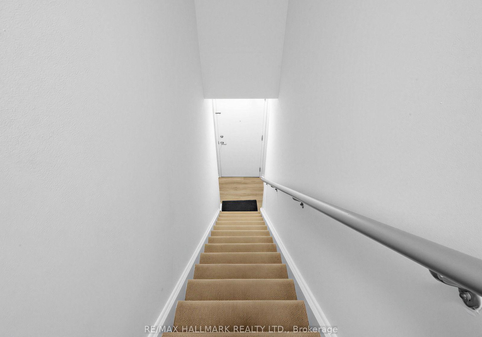 333-adelaide-street-e-toronto-toronto-ontario-c13650998