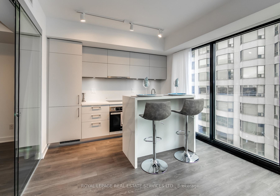 188-cumberland-street-toronto-toronto-ontario-c13651038