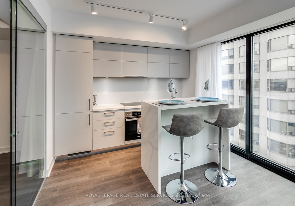 188-cumberland-street-toronto-toronto-ontario-c13651038