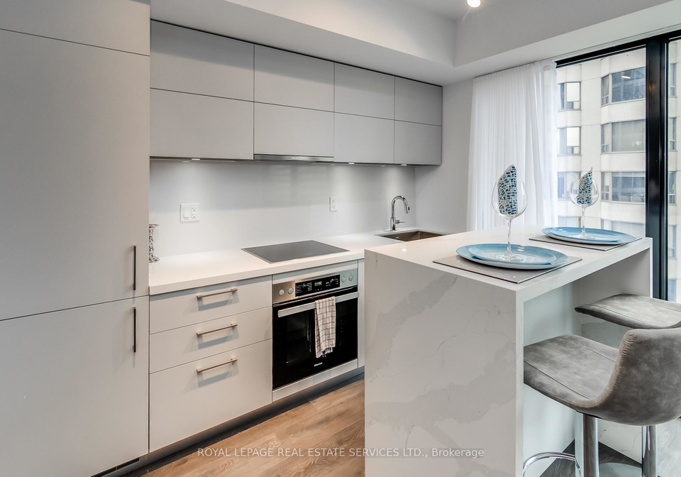 188-cumberland-street-toronto-toronto-ontario-c13651038