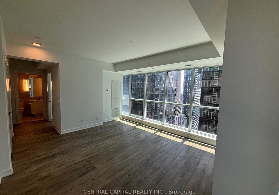 327-king-street-w-toronto-toronto-ontario-c13651078