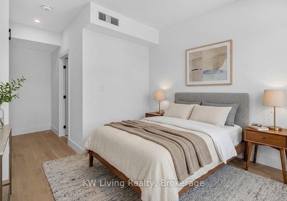 484-westmount-avenue-toronto-toronto-ontario-c13651922