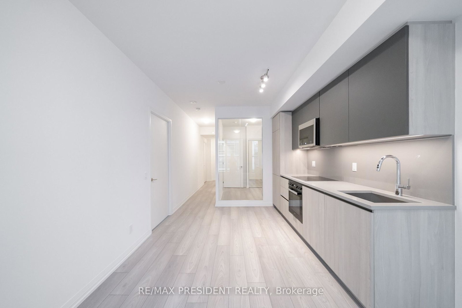 400-king-street-w-toronto-toronto-ontario-c13652278