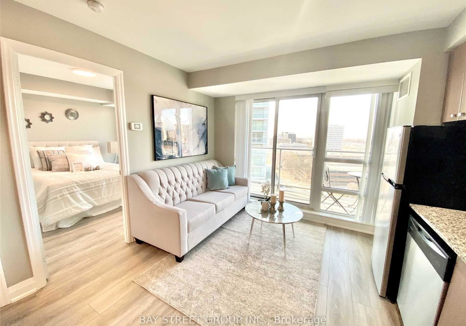 2015-sheppard-avenue-e-toronto-north-york-ontario-c13652308