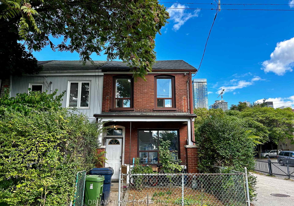 107-huron-st-street-toronto-toronto-ontario-c13652612