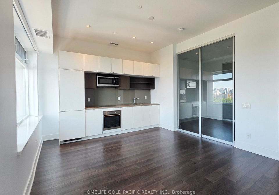 111-st-clair-avenue-w-toronto-toronto-ontario-c13652686