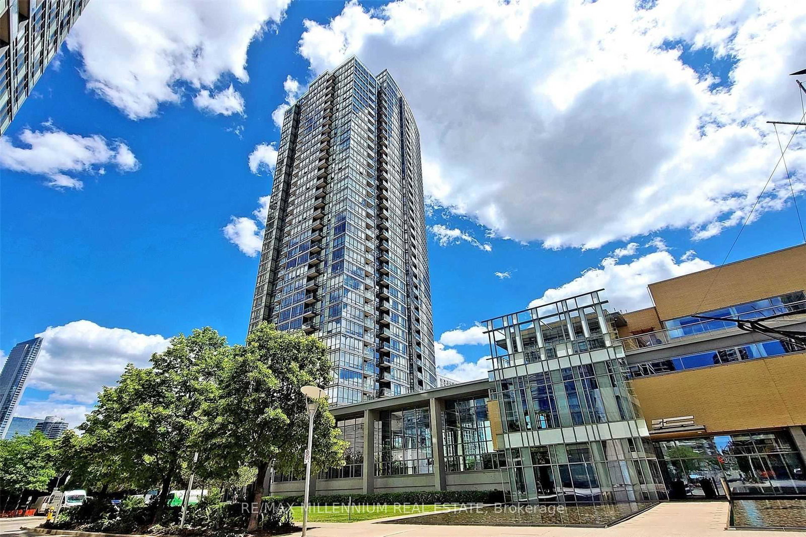 5-mariner-street-toronto-toronto-ontario-c13652736