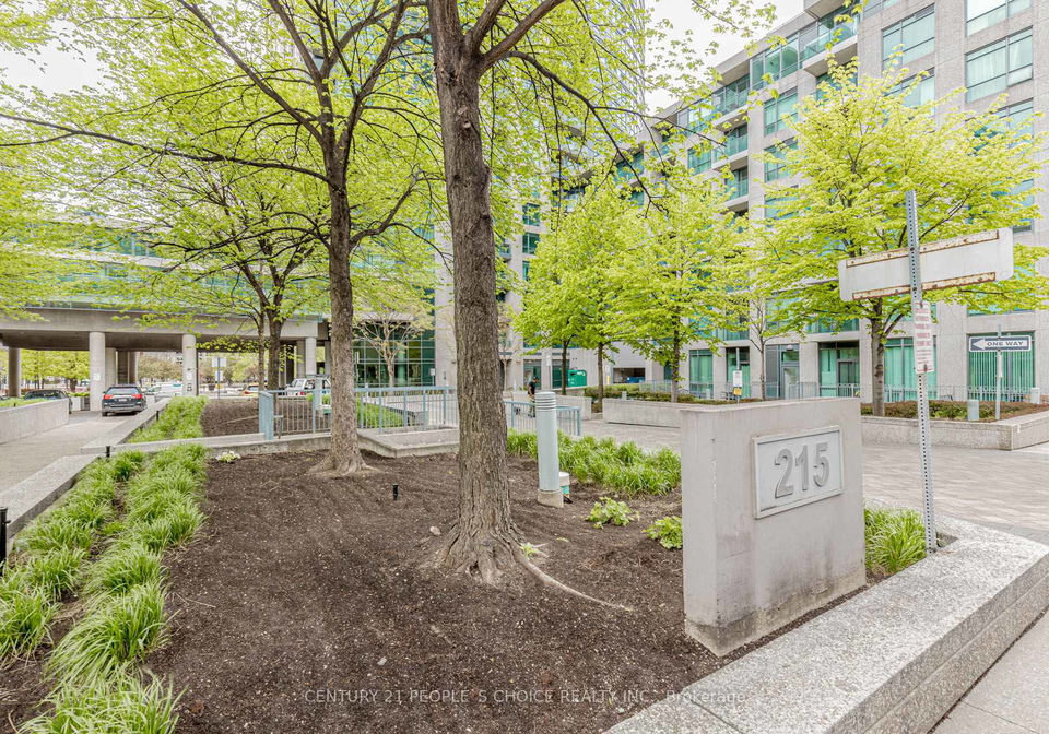 215-fort-york-boulevard-toronto-toronto-ontario-c13652798