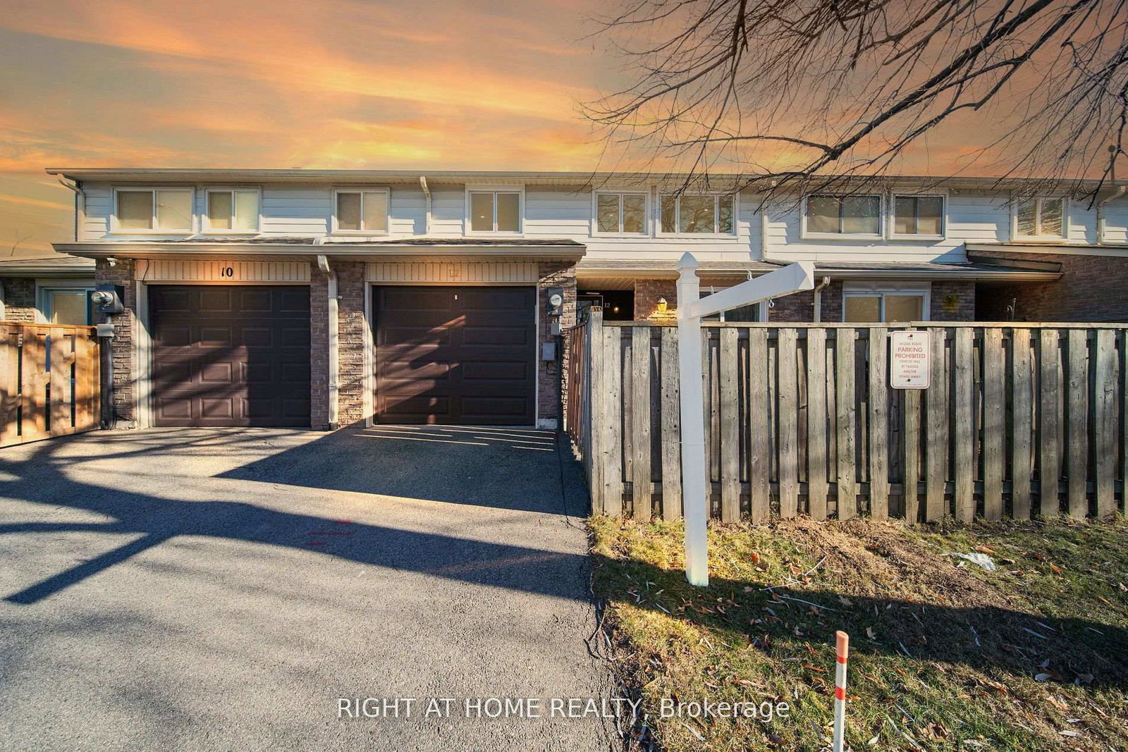 12-lace-fern-way-w-toronto-north-york-ontario-c13652934