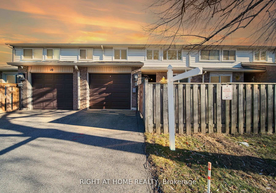 12-lace-fern-way-w-toronto-north-york-ontario-c13652934