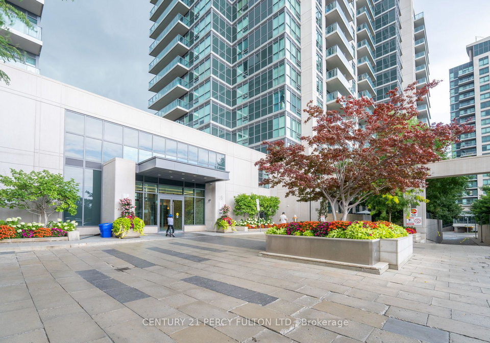 35-brian-peck-crescent-toronto-east-york-ontario-c13653178