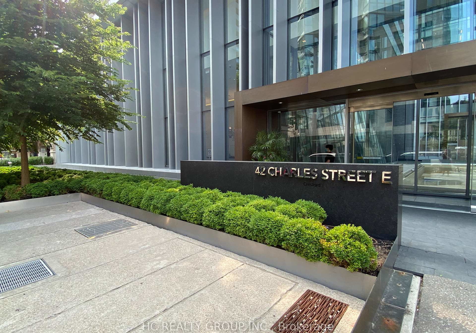 42-charles-street-e-toronto-toronto-ontario-c13653218