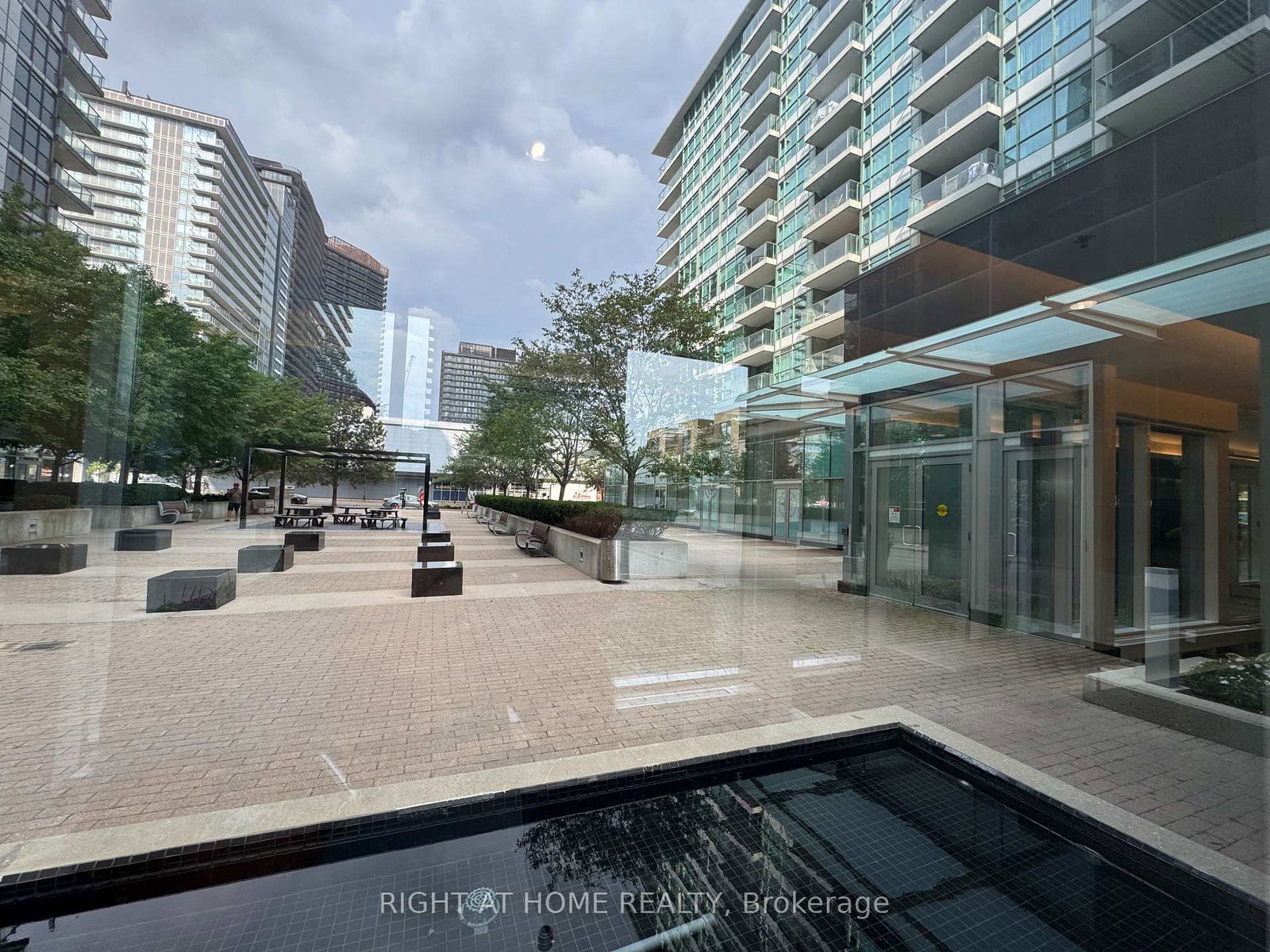 15-singer-court-toronto-north-york-ontario-c13653244