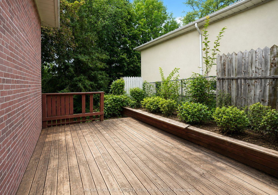 25-lehar-crescent-toronto-north-york-ontario-c13653254