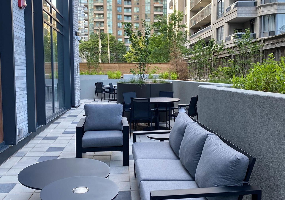 36-olive-avenue-nw-toronto-north-york-ontario-c13653324