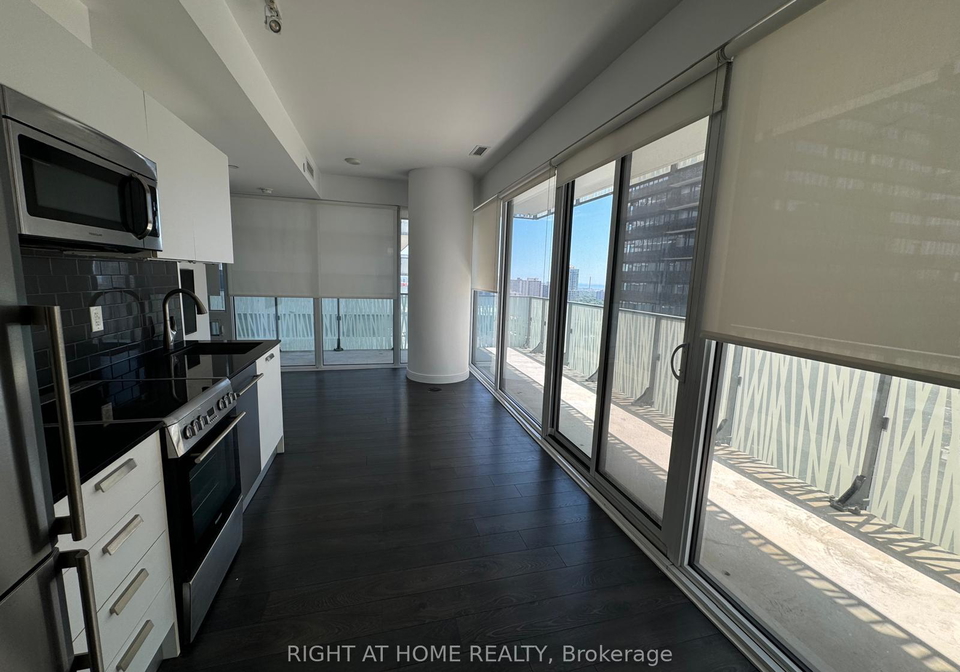 42-charles-street-e-toronto-toronto-ontario-c13653460