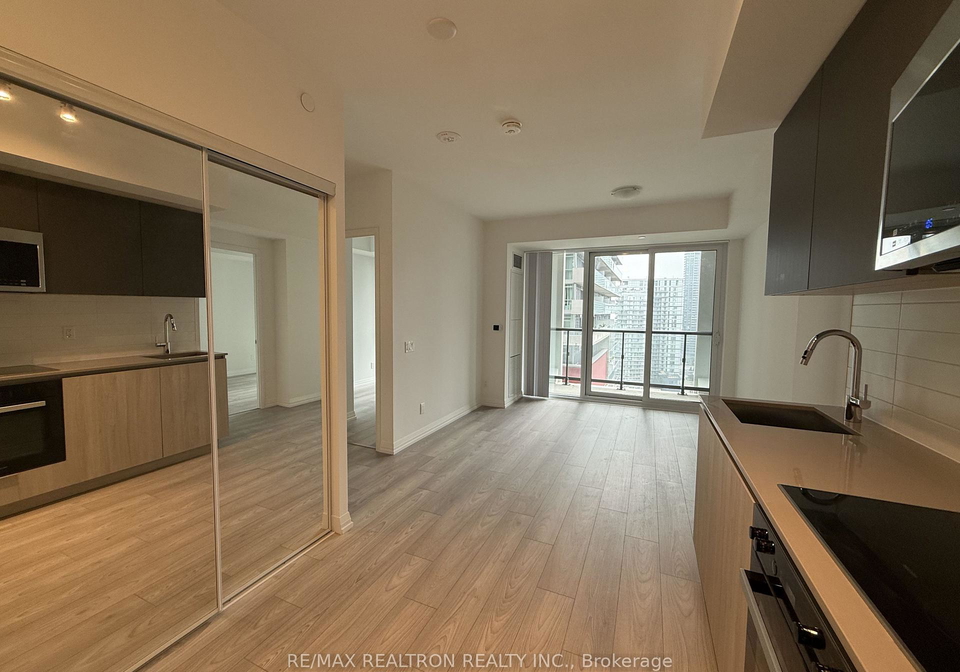 400-king-street-w-toronto-toronto-ontario-c13653464