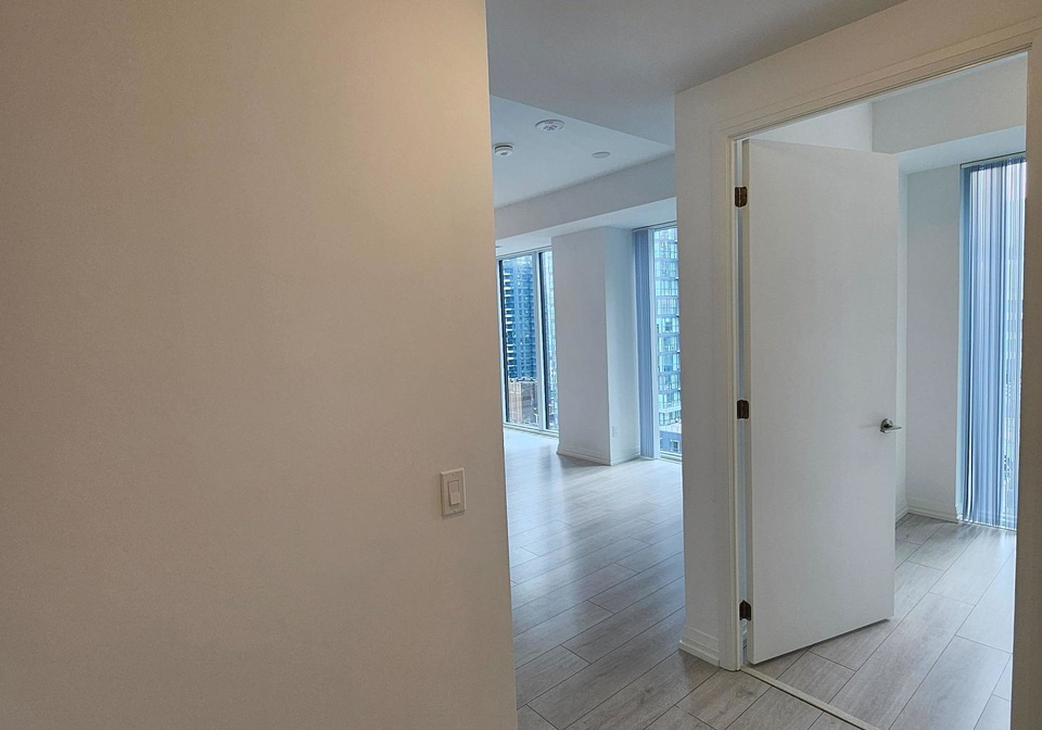 400-king-street-w-toronto-toronto-ontario-c13653476