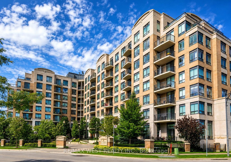 16-dallimore-circle-toronto-north-york-ontario-c13653516