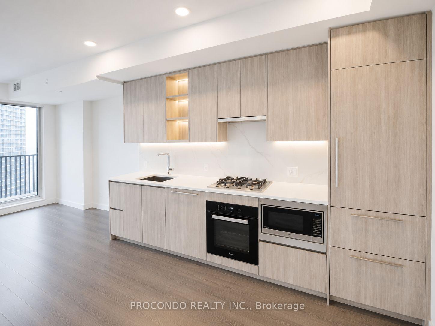 18-esther-shiner-boulevard-toronto-north-york-ontario-c13653548