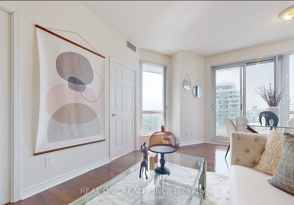 18-holmes-avenue-toronto-north-york-ontario-c13653558
