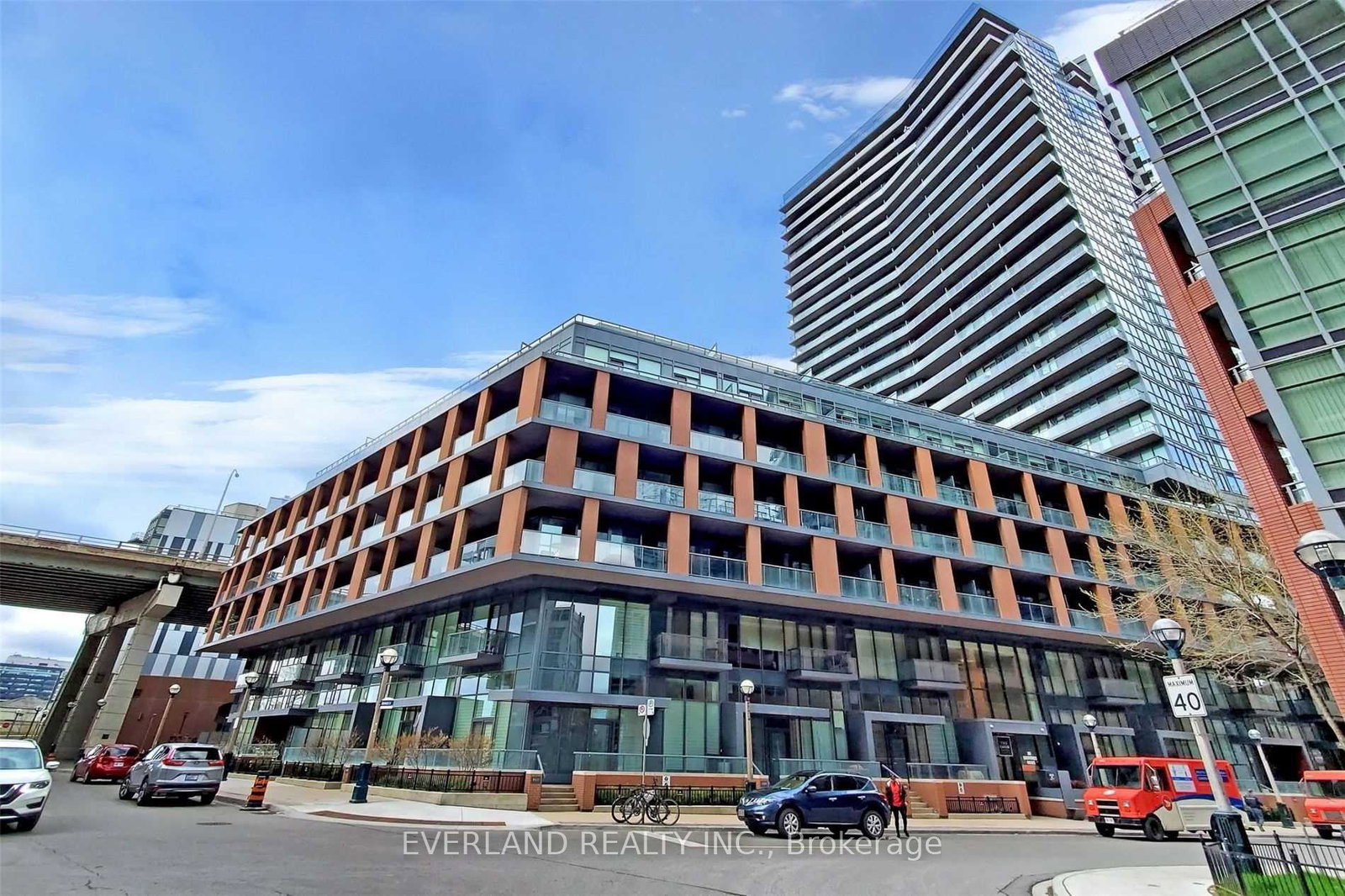 20-bruyeres-mews-toronto-toronto-ontario-c13653562