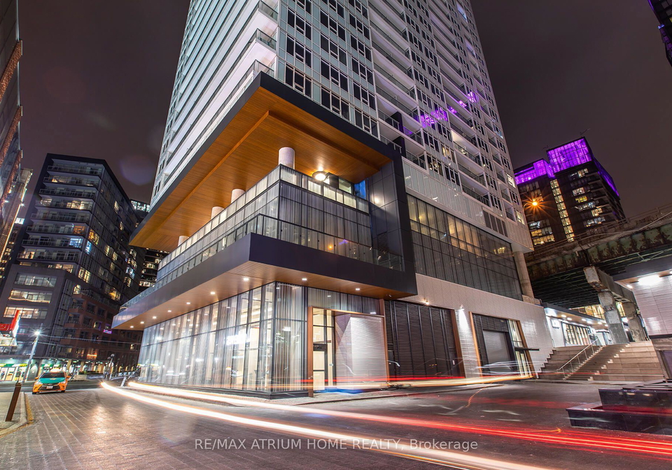 17-bathurst-street-toronto-toronto-ontario-c13653664
