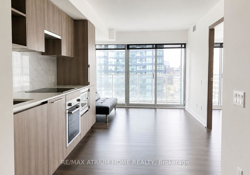 17-bathurst-street-toronto-toronto-ontario-c13653664